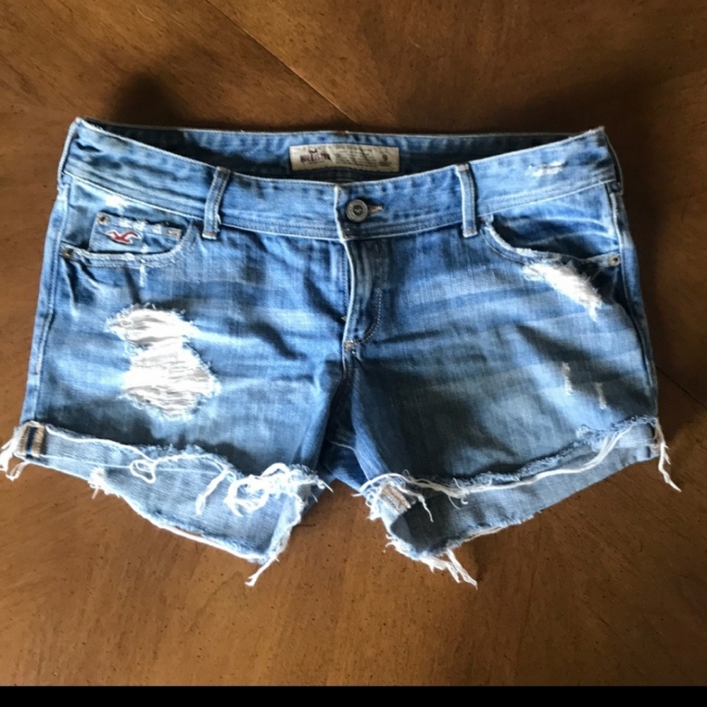 Hollister size 9 jean shorts